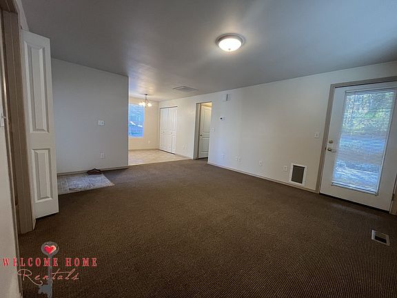 5th image of 2431 Tyndell Cir SW #B