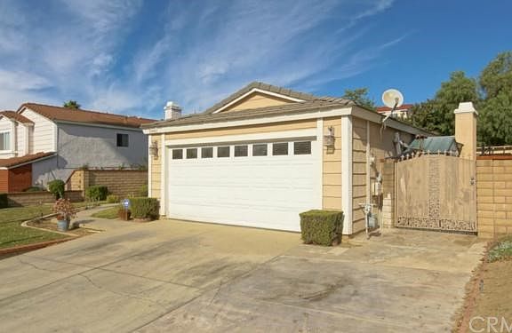 3rd image of 24467 Deepsprings Dr