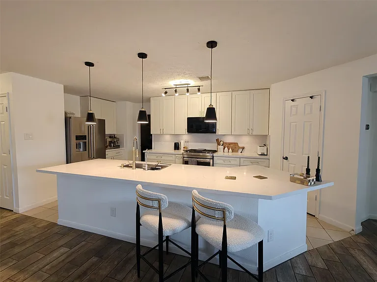 4231 Monticello Terrace Ln — Photo 10