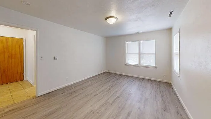 610 9th St NW #6 — Photo 3