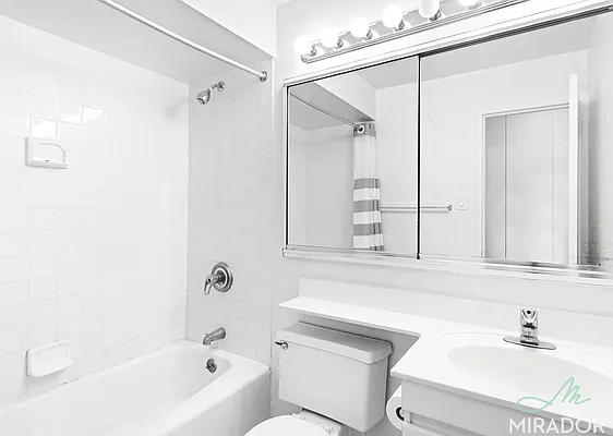 Rented by Mirador Real Estate | media 9