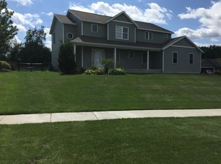 5050 Golf Point Ct SE, Caledonia, MI 49316