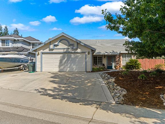 2nd image of 4041 Diamond Hill Ct