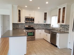 3180 Rowena Ave, Los Angeles, CA 90027