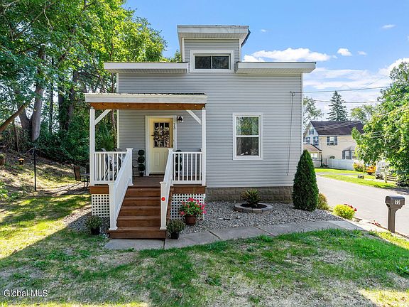 2nd image of 73 Pleasantview Avenue
