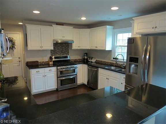 2nd image of 2236 Tanglewood Dr