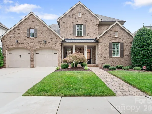 9133 Robbins Preserve Rd, Cornelius, NC 28031