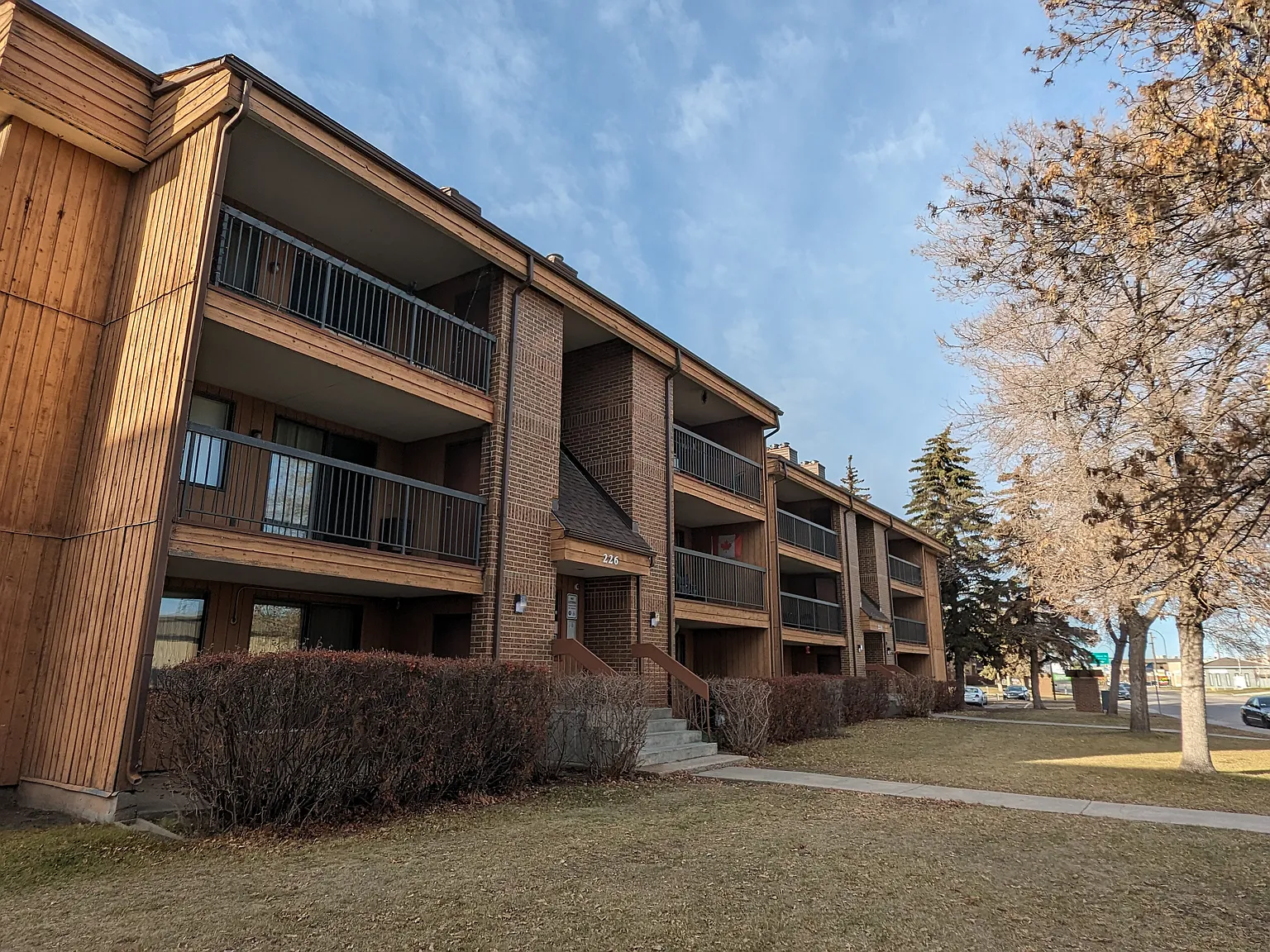 Mainstreet Fairmont Village — Photo 2