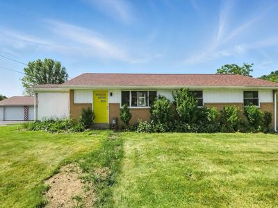 (Undisclosed Address), Cranberry Township, PA, 16066
