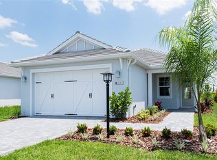 8113 Sternway Rd, Sarasota, FL 34240