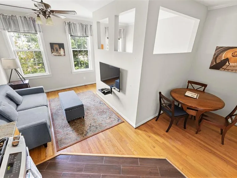 11 2nd St NE #308 — Photo 4