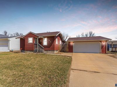 808 S Highland Ave, Sioux Falls, SD, 57103
