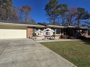 3582 Cloudland Dr, Stone Mountain, GA 30083