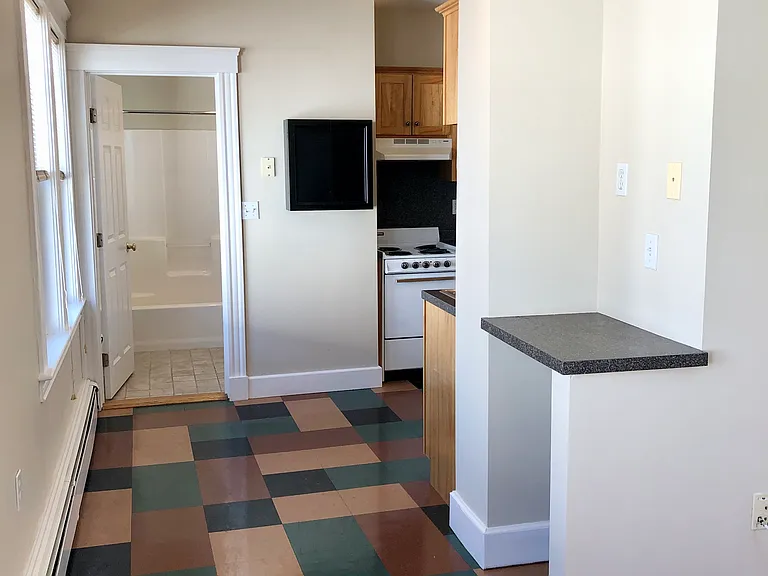 693 Somerville Ave #5 — Photo 5