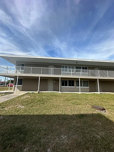 800 N Fiske Blvd Photo 1