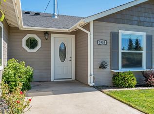 5909 Prairie Dog Ct, Weed, CA 96094