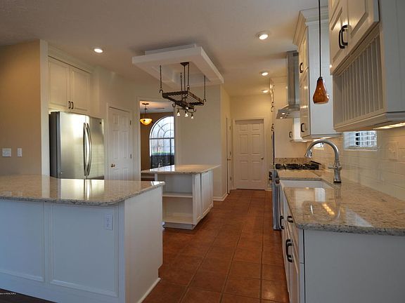 5th image of 2130 Lakeland Cv