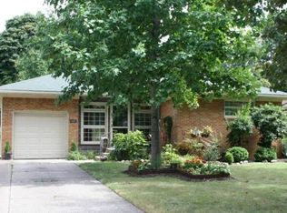 2727 Greengarden Blvd, Erie, PA 16508