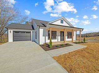 345 Raintree Dr, Livingston, TN 38570