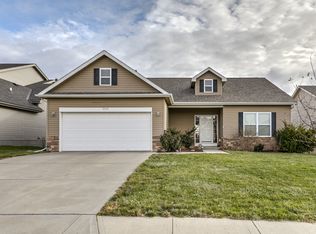 5535 N 151st St, Omaha, NE 68116