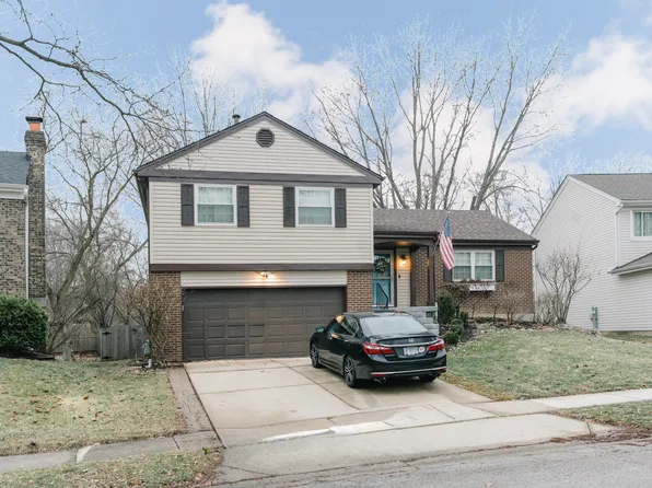 30 Monterey Dr, Vernon Hills, IL 60061