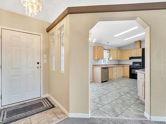 3rd image of 3690 Timpas Dr