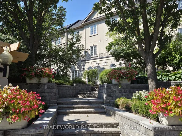 37 Avondale Ave #513, Toronto, ON M2N 7C1