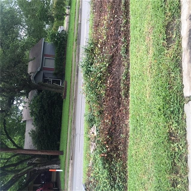 1st image of 401 N Friendswood Dr
