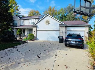 555 N Whitman Ct SE, Ada, MI 49301