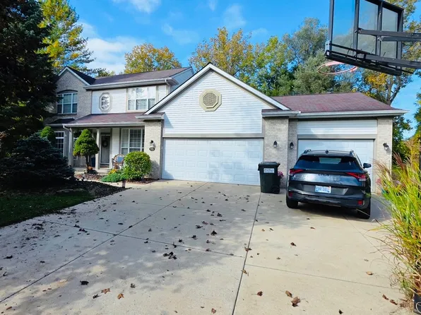 555 N Whitman Ct SE, Ada, MI 49301