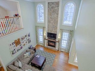 23 Tristan Ct, Smithfield, RI 02917