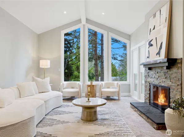 15237 SE 48th Drive, Bellevue, WA 98006