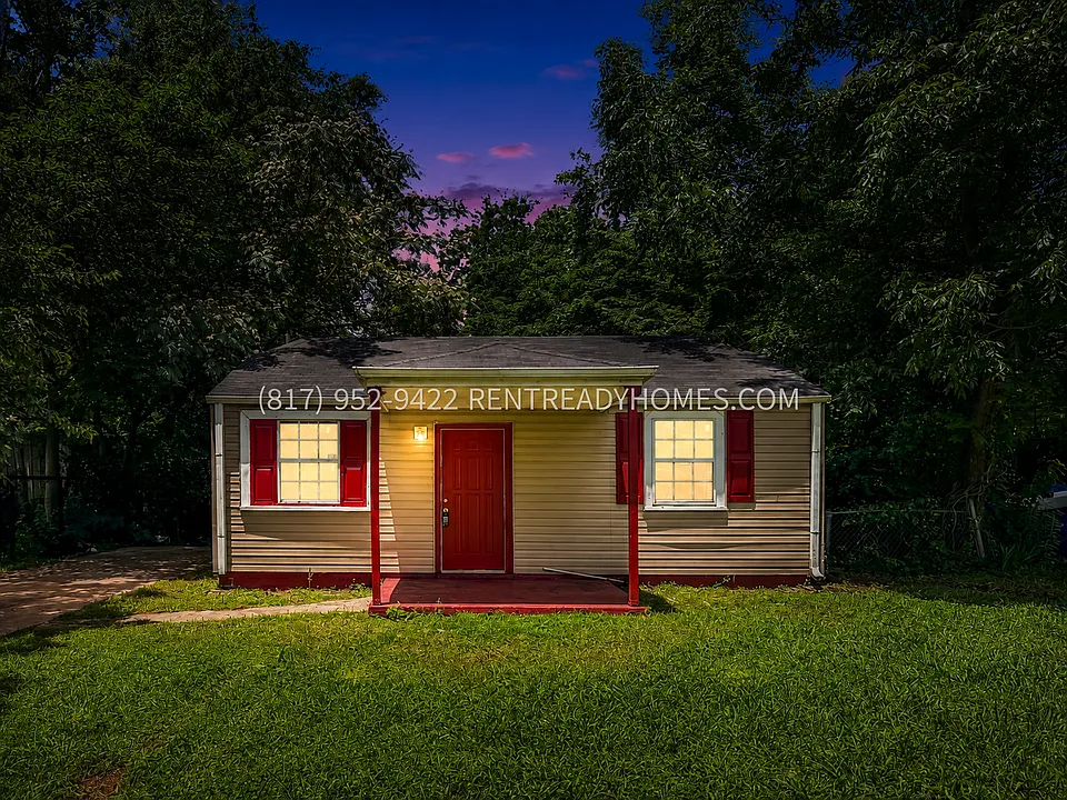 1420 Rayfield Dr