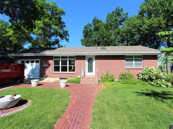 5441 Wilderness Vw, Lincoln, NE 68512