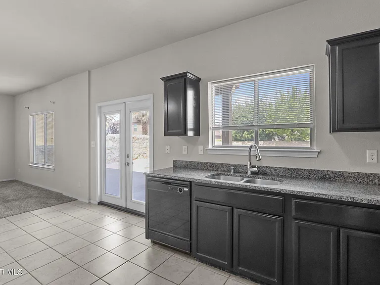 2240 Decamp Point Pl — Photo 17
