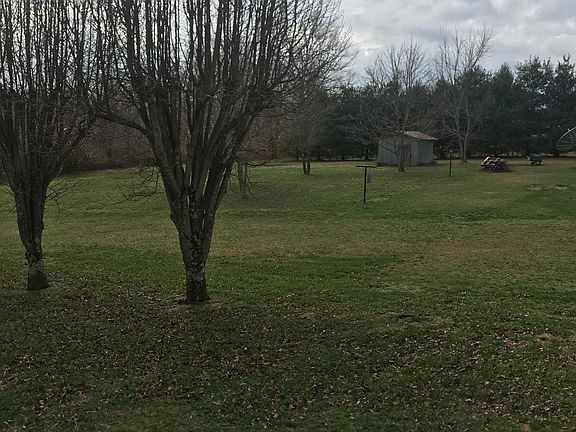 5th image of 50 Carol Ln