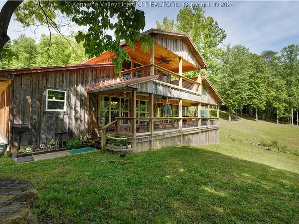 213 Lazy K Dr, Elkview, WV 25071