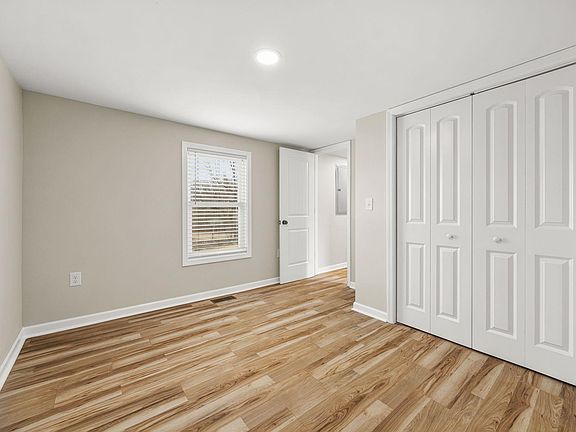 5th image of 139 Davis Rd