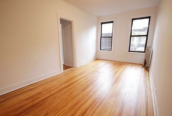 3rd image of 3129 34th St APT 2B