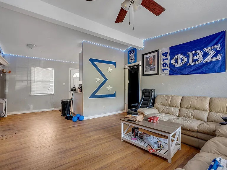 1674 Sharkey St — Photo 7