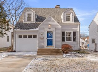 4623 N Idlewild Ave, Whitefish Bay, WI 53211
