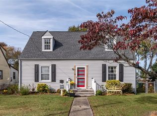 424 Roslyn Ave, Colonial Heights, VA 23834
