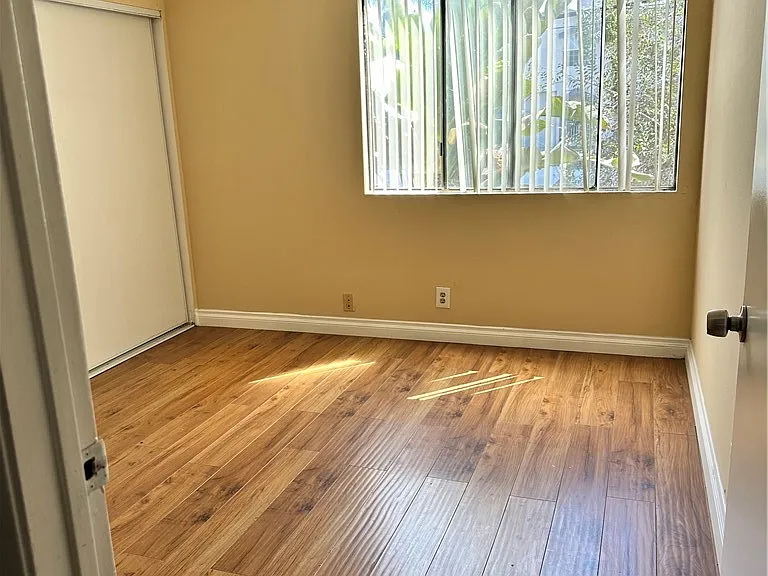 14801 Nordhoff St #14801 — Photo 27