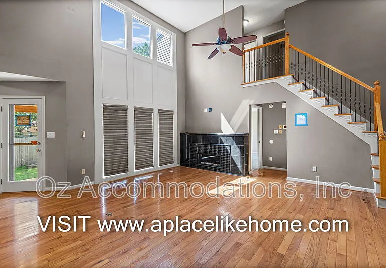 1140 SW Huntington Dr — Photo 6