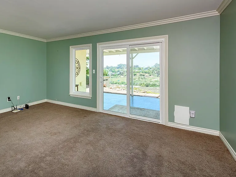 5501 Lodi St — Photo 7