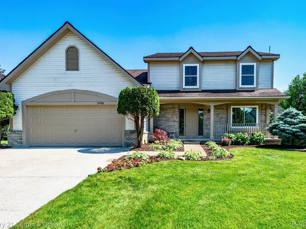 29206 Chelsea Xing, Farmington Hills, MI 48331