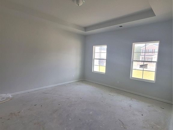 3rd image of 102 BLUEBERRY Court NE