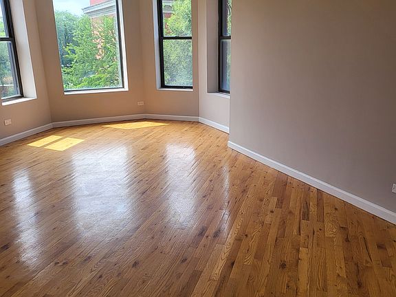 2nd image of 4745 S Vincennes Ave APT 2