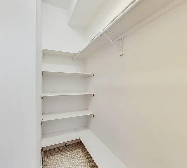 2459 W Augusta Blvd #2 — Photo 4