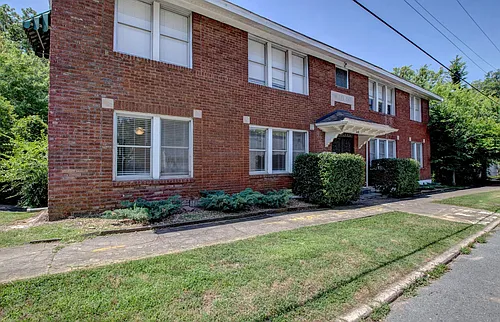 4507 Woodlawn Photo 1